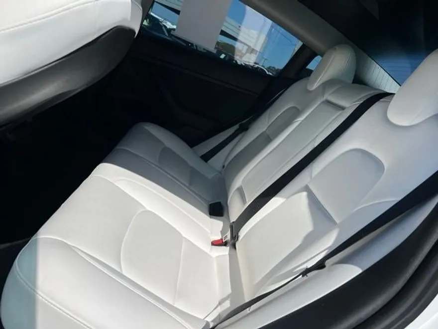 2022 Tesla Model 3 Performance photo 27