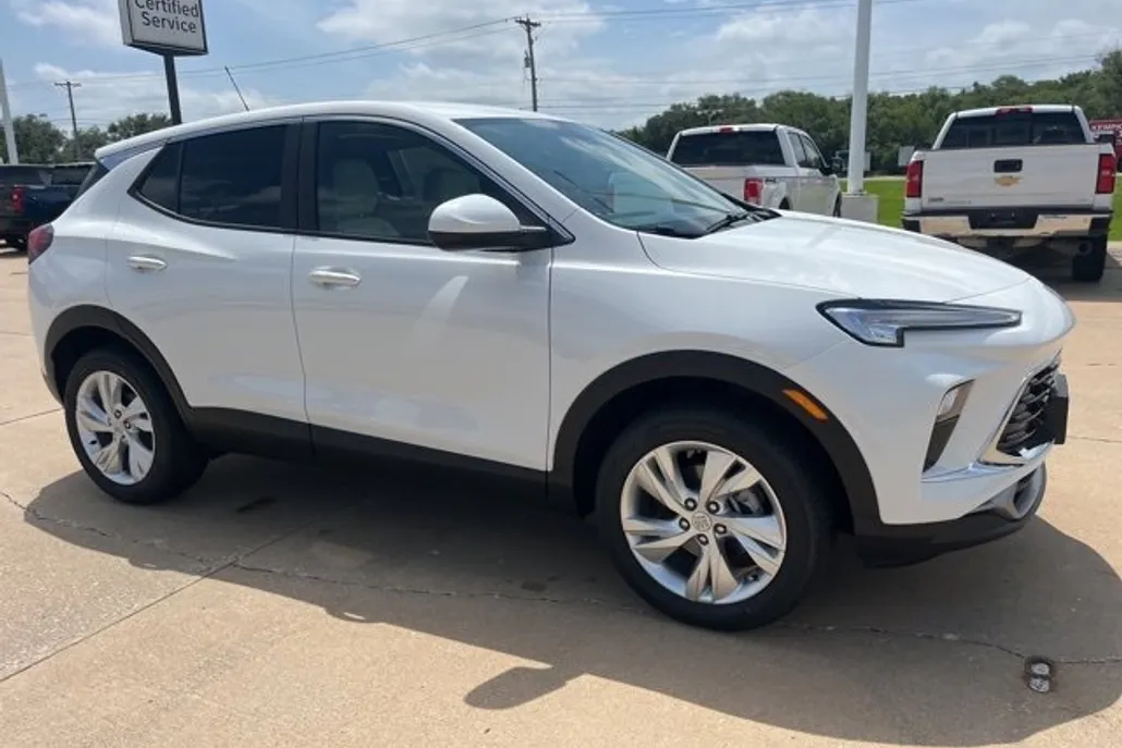2026 Buick Encore GX Preferred photo 1