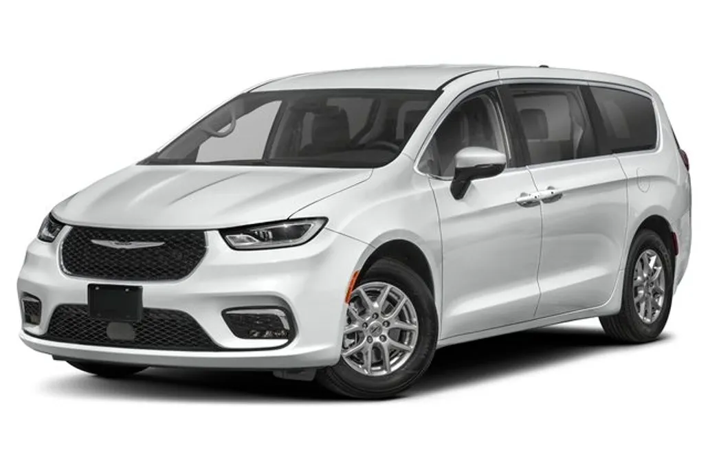 2023 Chrysler Pacifica Touring L photo 1