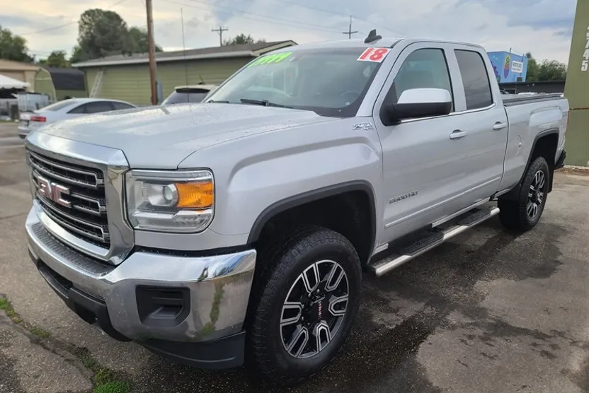 2018 Gmc Sierra SLE photo 1