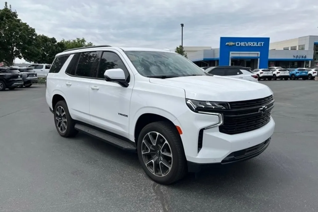 2024 Chevrolet Tahoe RST photo 1
