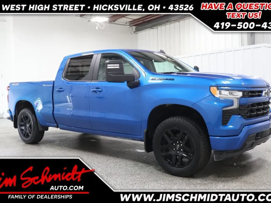 2024 Chevrolet Silverado 1500 RST photo 1