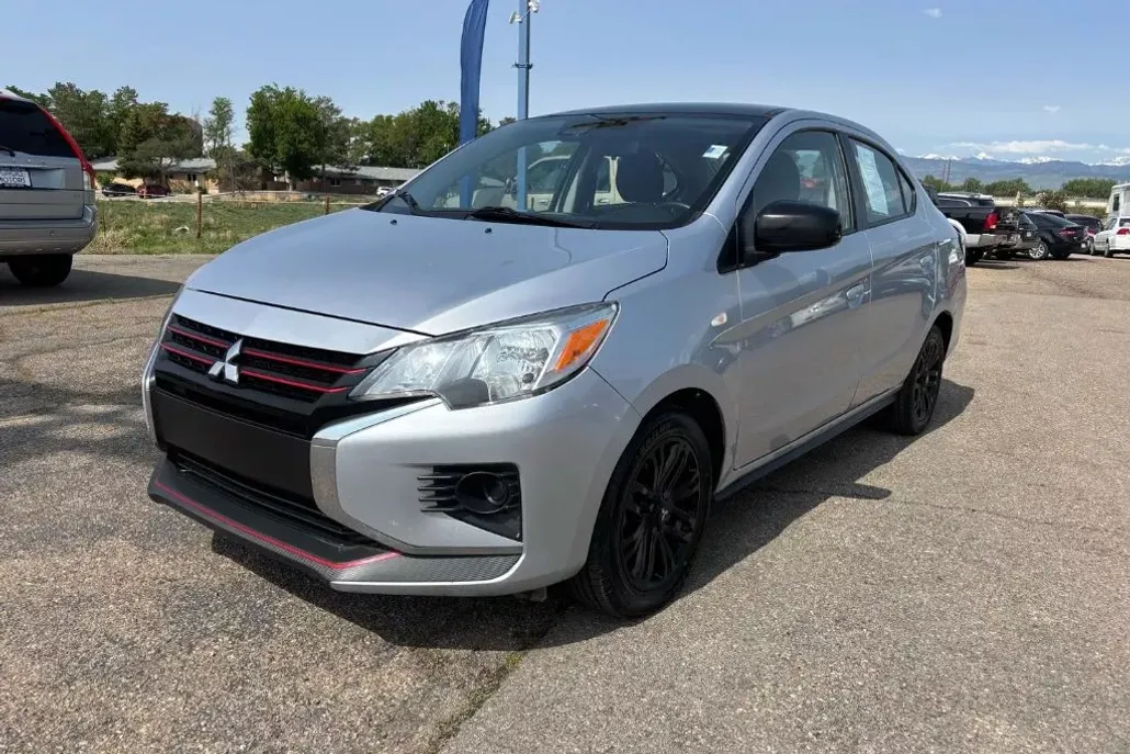 2023 Mitsubishi Mirage G4 Black Edition photo 1