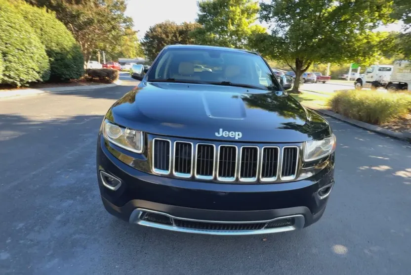 2014 Jeep Grand Cherokee Limited photo 1