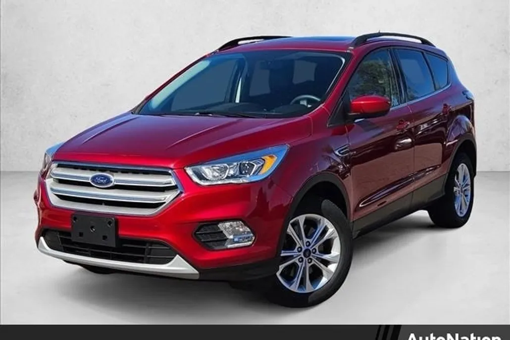 2018 Ford Escape SEL photo 1