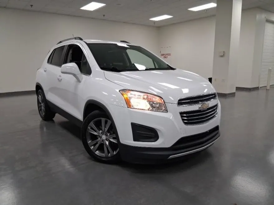 2016 Chevrolet Trax LT photo 1