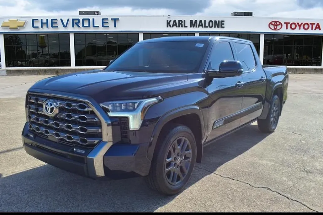 2025 Toyota Grand Highlander XLE photo 1