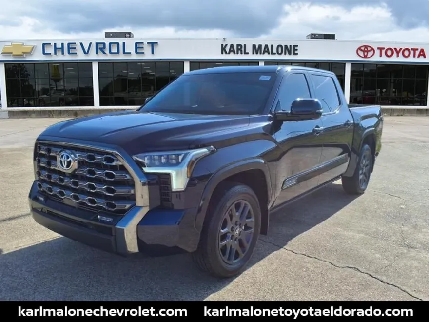 2025 Toyota Grand Highlander XLE photo 1