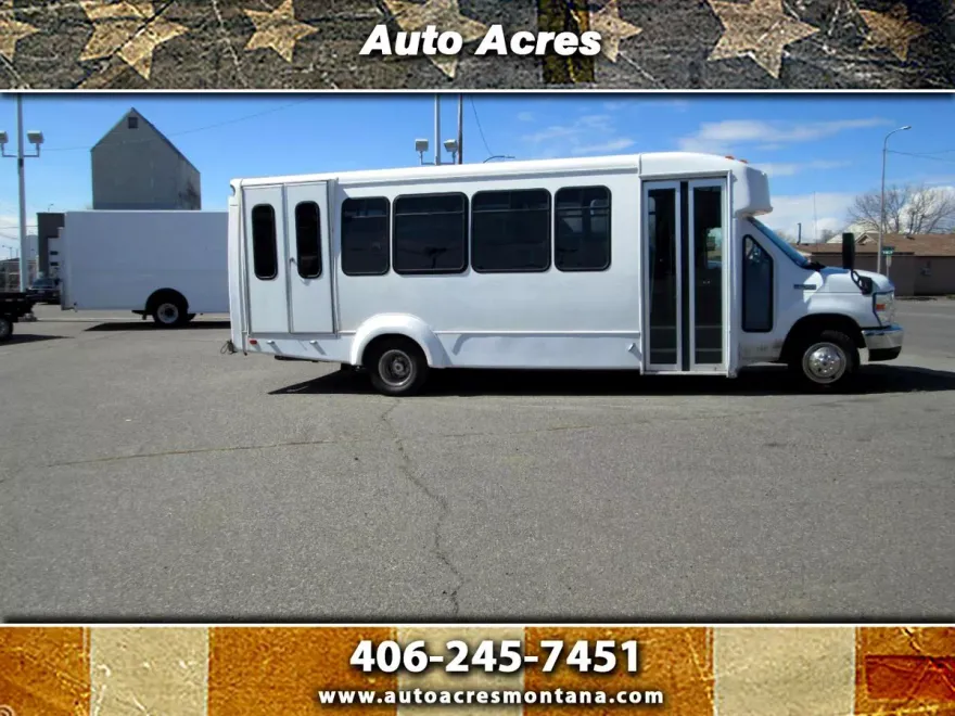 2016 Ford E-450 photo 1