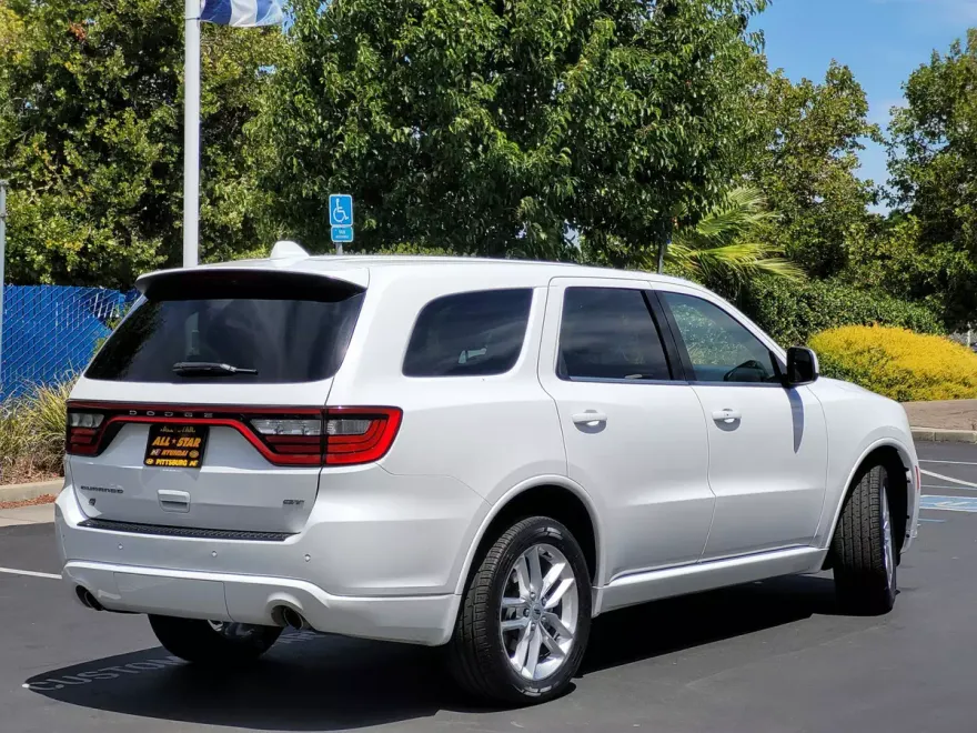 2022 Dodge Durango GT photo 1
