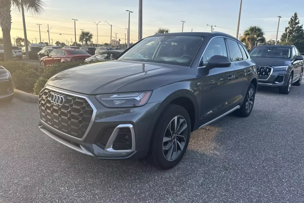 2025 Audi Q5 S line Premium Plus photo 1