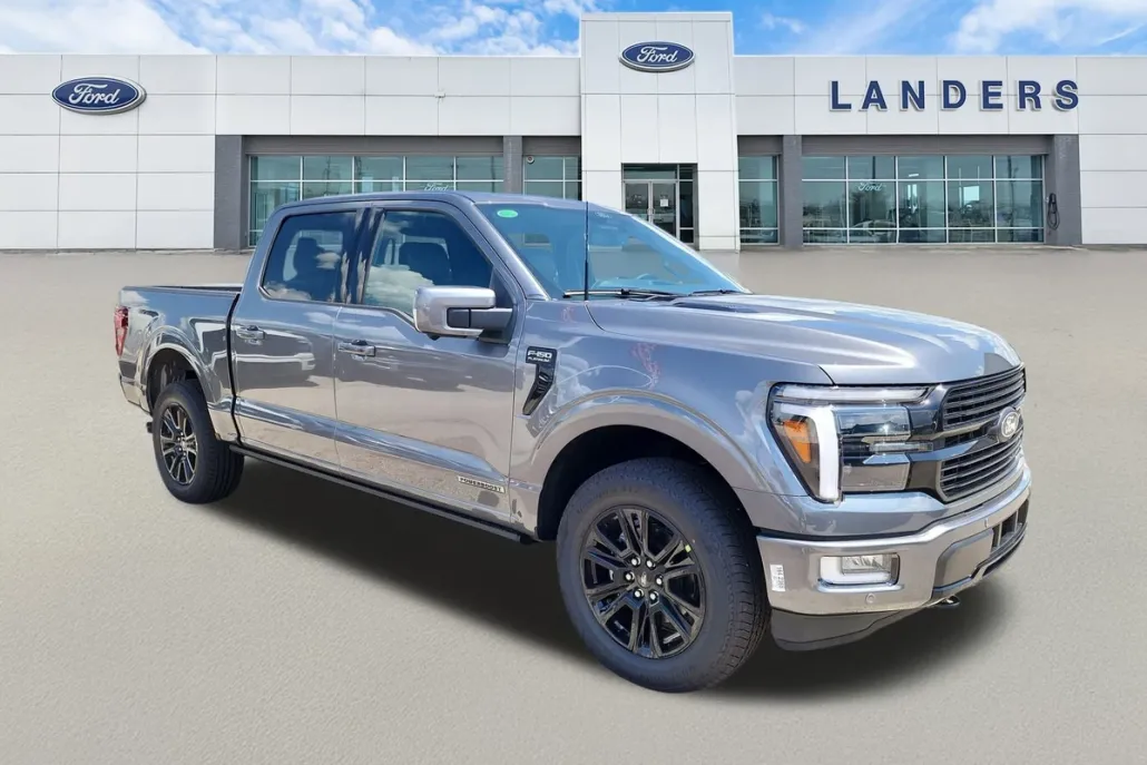 2025 Ford F-150 Platinum photo 1