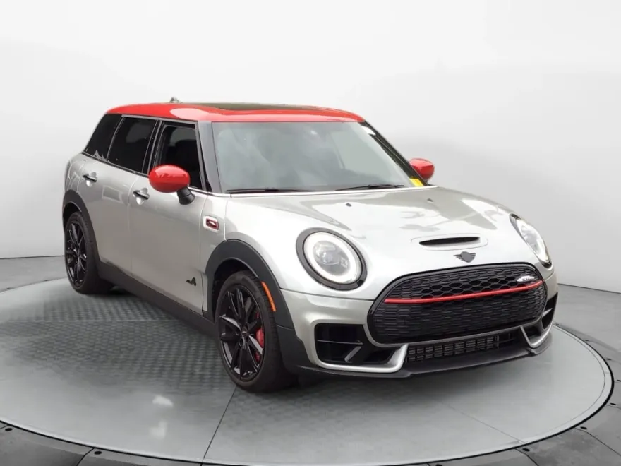 2024 Mini Clubman John Cooper Works ALL4 photo 1