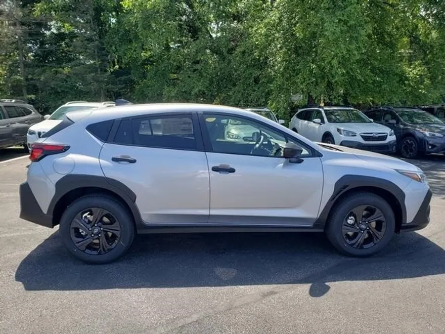 2025 Subaru Crosstrek Base photo 1