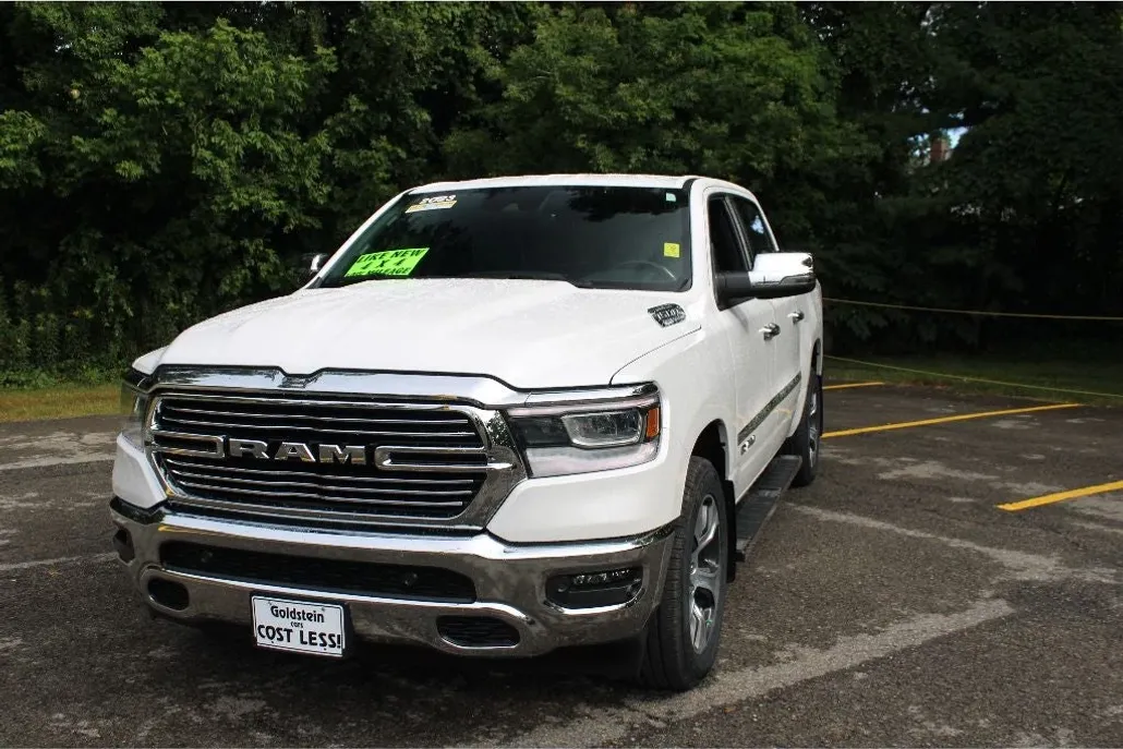 2023 Ram 1500 Laramie photo 1
