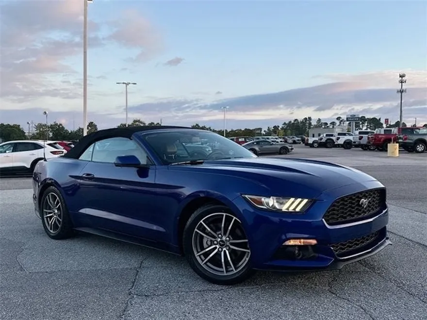 2016 Ford Mustang EcoBoost Premium photo 1