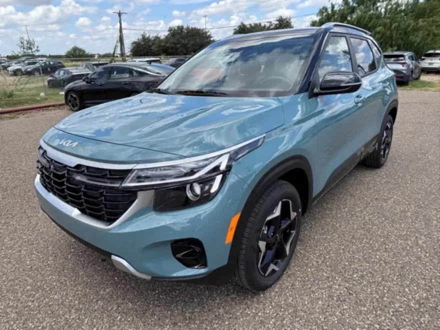 2026 Kia Seltos S photo 1