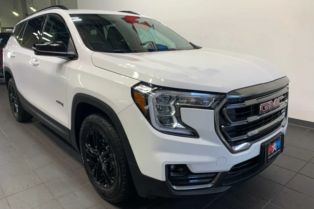 2024 Gmc Terrain AT4 photo 1