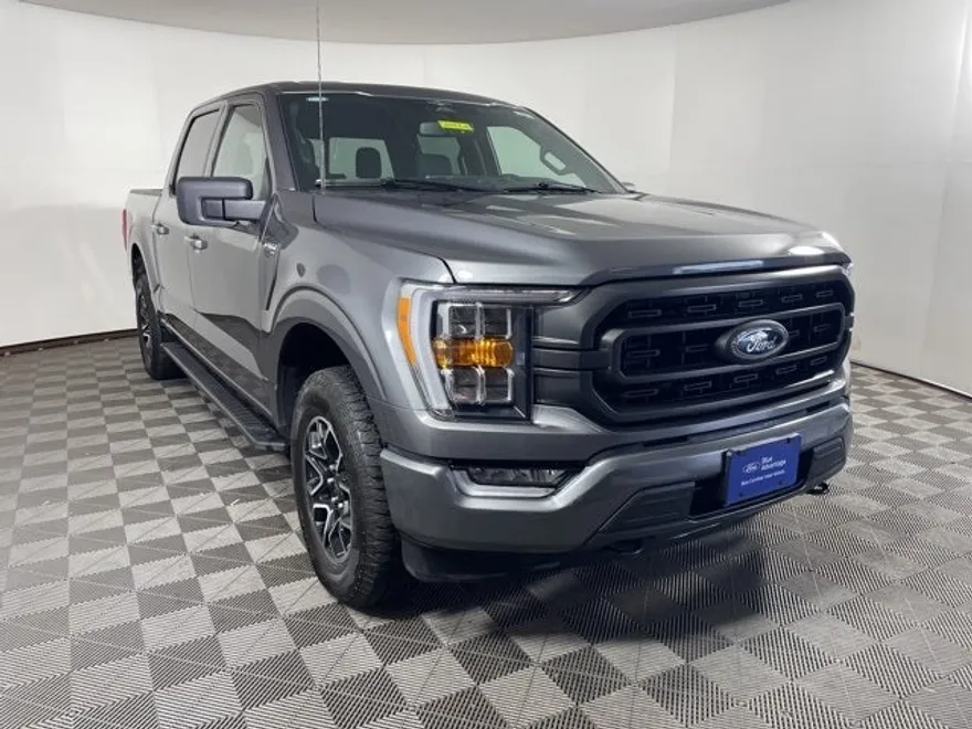 2023 Ford F-150 XLT photo 1