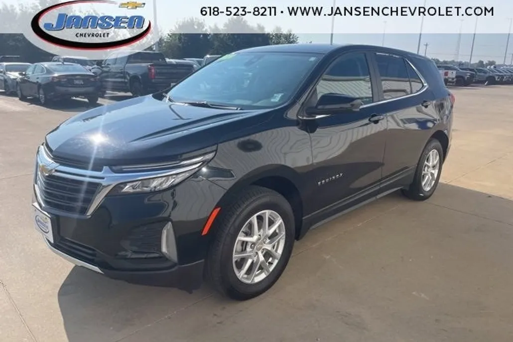 2024 Chevrolet Equinox LT photo 1