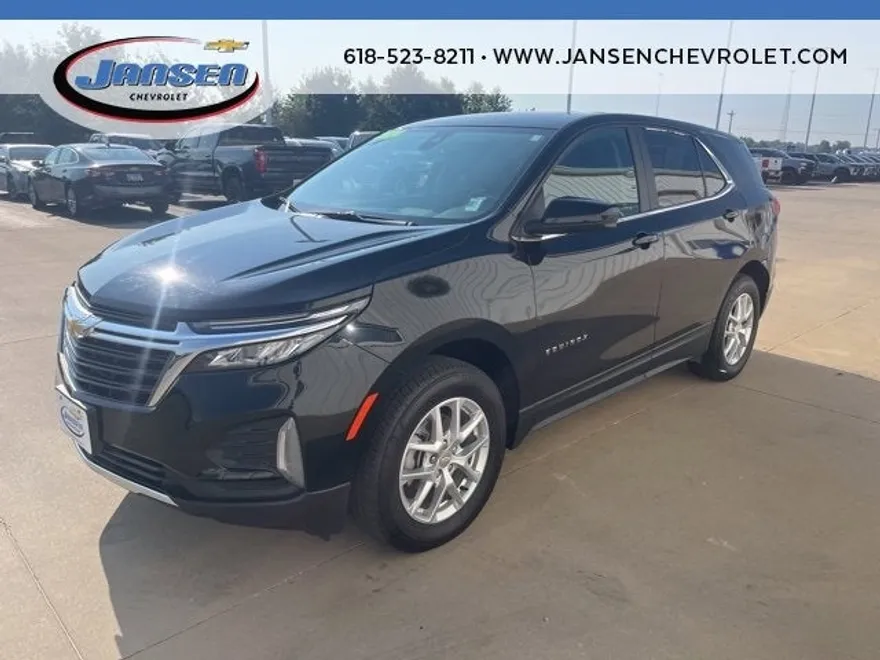 2024 Chevrolet Equinox LT photo 1