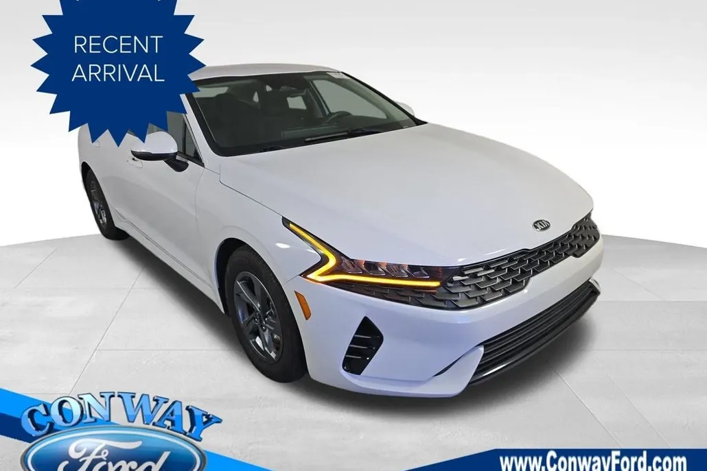 2021 Kia K5 LXS photo 1