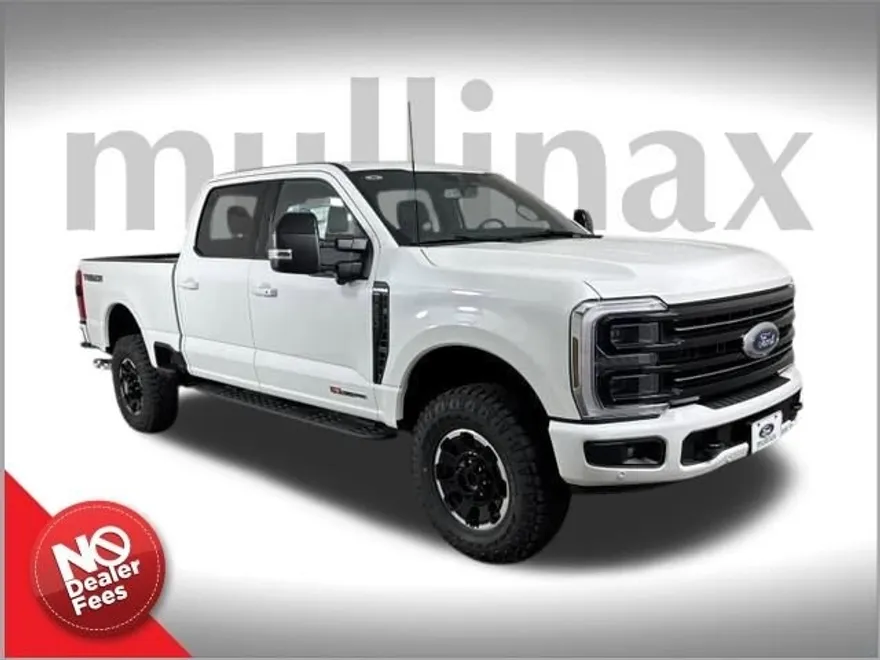 2025 Ford F-250 Platinum photo 1
