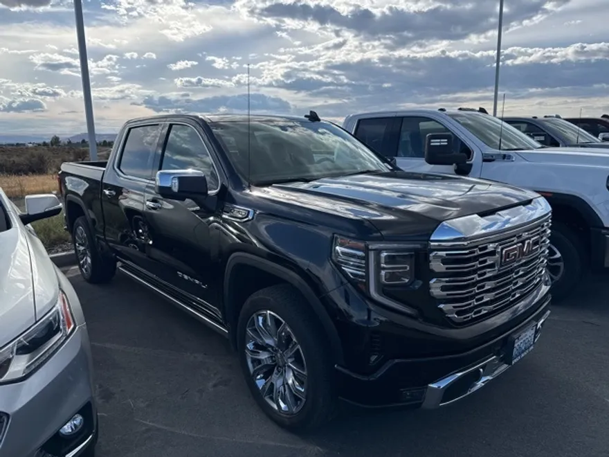 2025 Gmc Sierra 1500 Denali photo 1