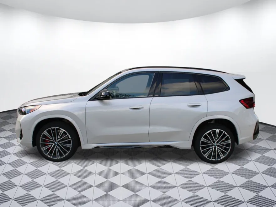 2025 Bmw X1 XDrive28i photo 1