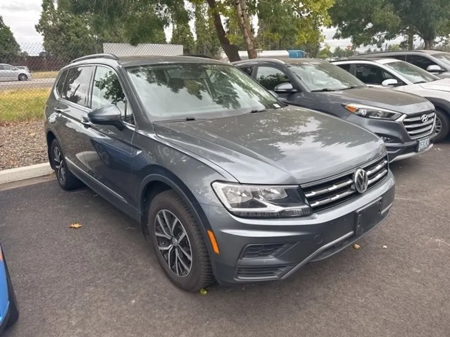 2021 Volkswagen Tiguan SE photo 1
