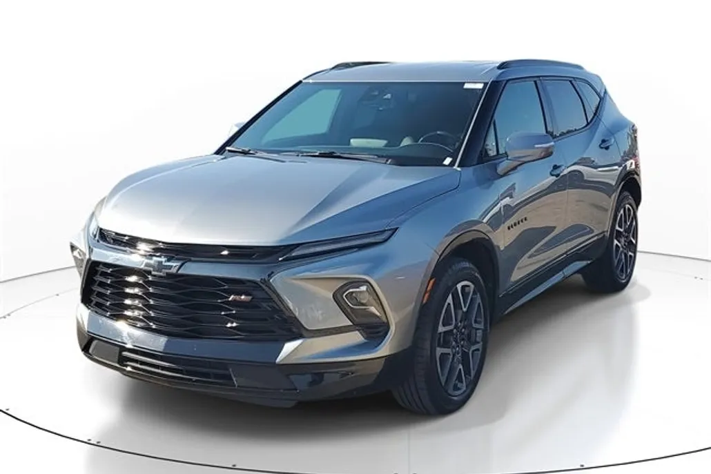 2023 Chevrolet Blazer RS photo 1