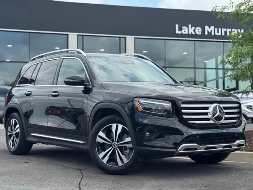 2025 Mercedes Benz GLB 250 photo 1