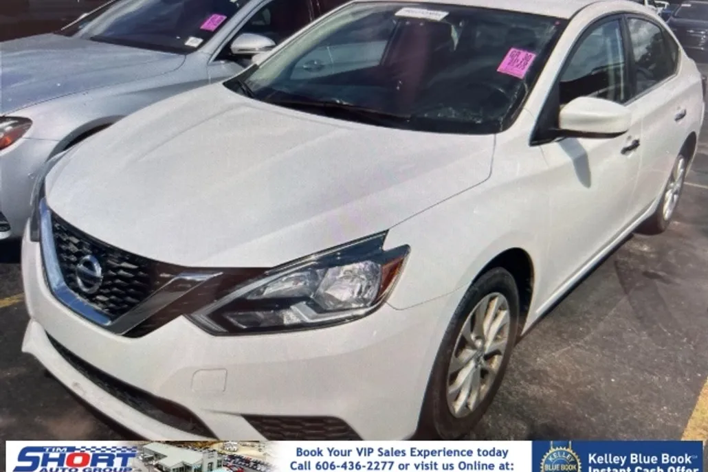 2019 Nissan Sentra SV photo 1