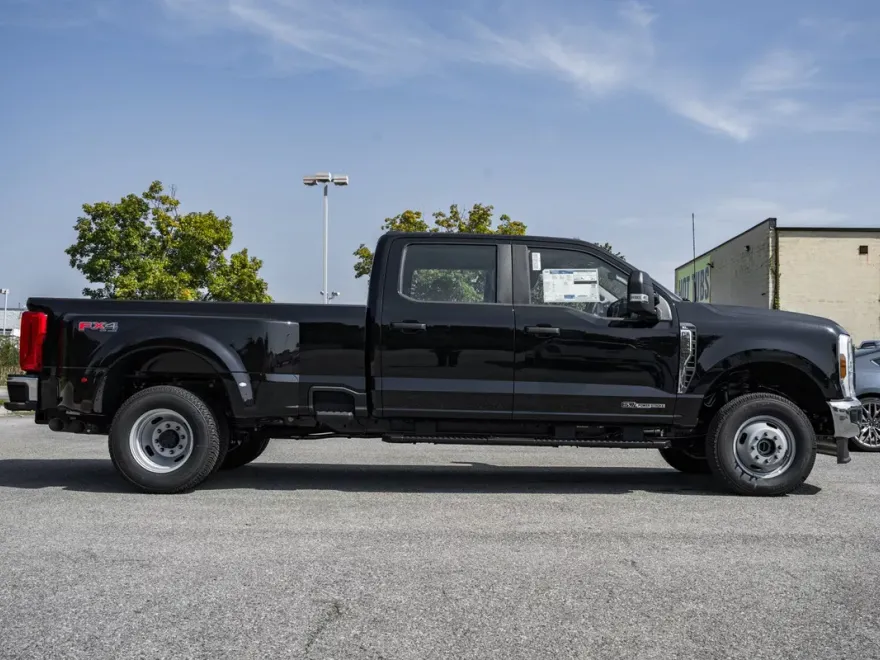 2026 Ford F-350 XL photo 1