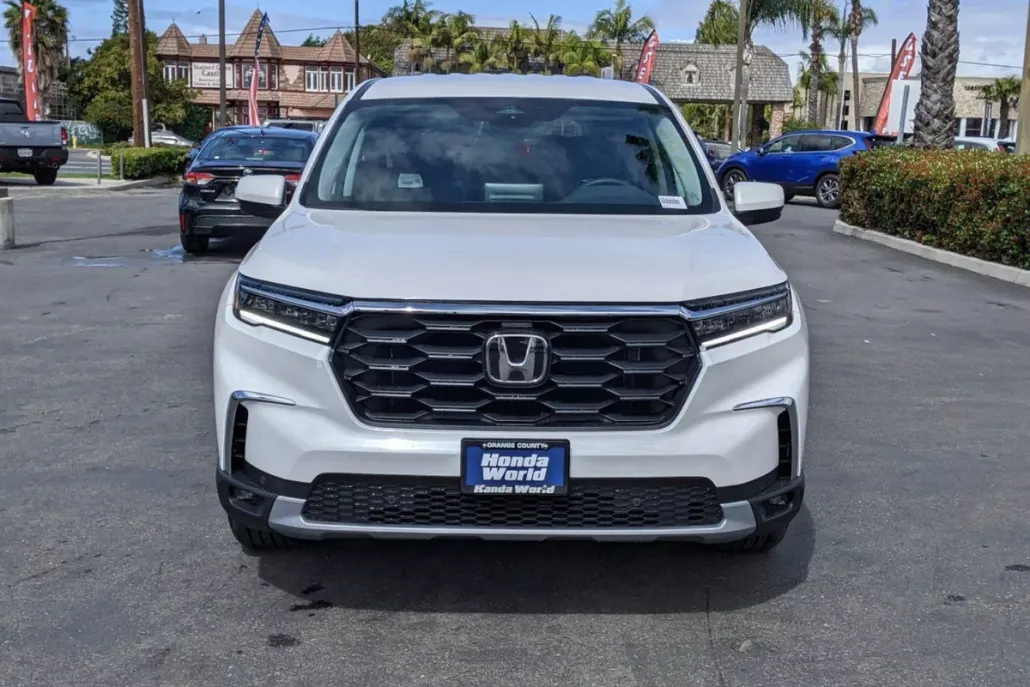 2025 Honda Pilot EX-L photo 1