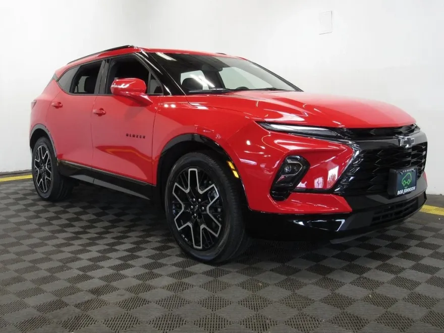 2023 Chevrolet Blazer RS photo 1