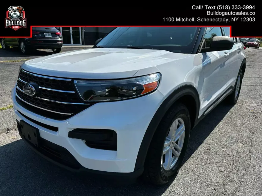 2020 Ford Explorer XLT Sport photo 1