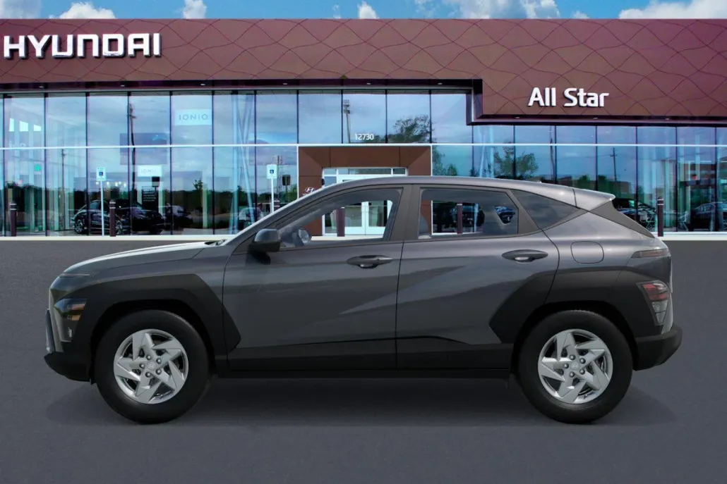 2026 Hyundai Kona SE photo 1