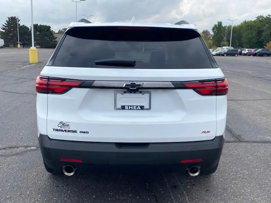 2023 Chevrolet Traverse RS photo 1