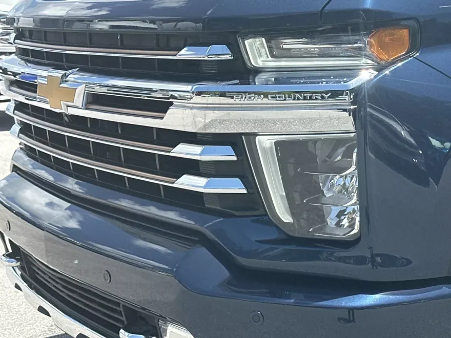 2022 Chevrolet Silverado 2500HD High Country photo 1