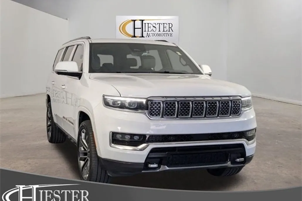 2022 Jeep Grand Wagoneer III photo 1
