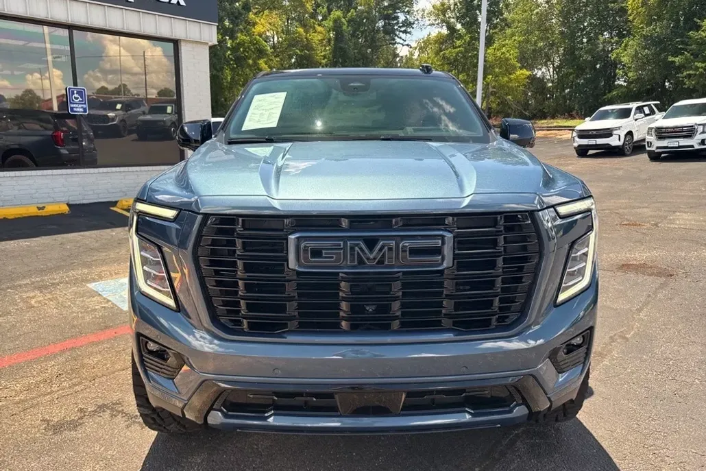 2025 Gmc Yukon Denali photo 1