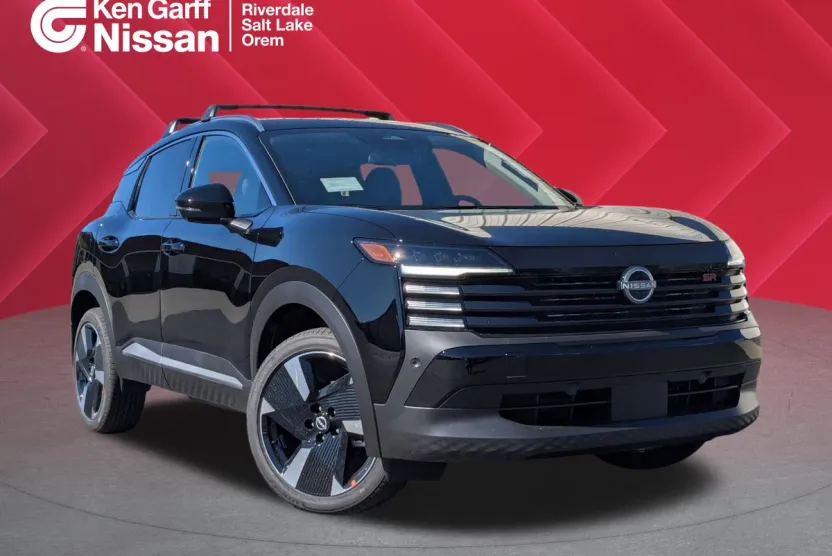 2026 Nissan Kicks SR photo 1