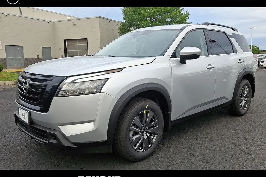 2025 Nissan Pathfinder SV photo 1
