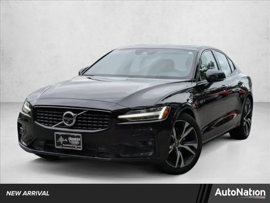 2021 Volvo S60 R-Design photo 1