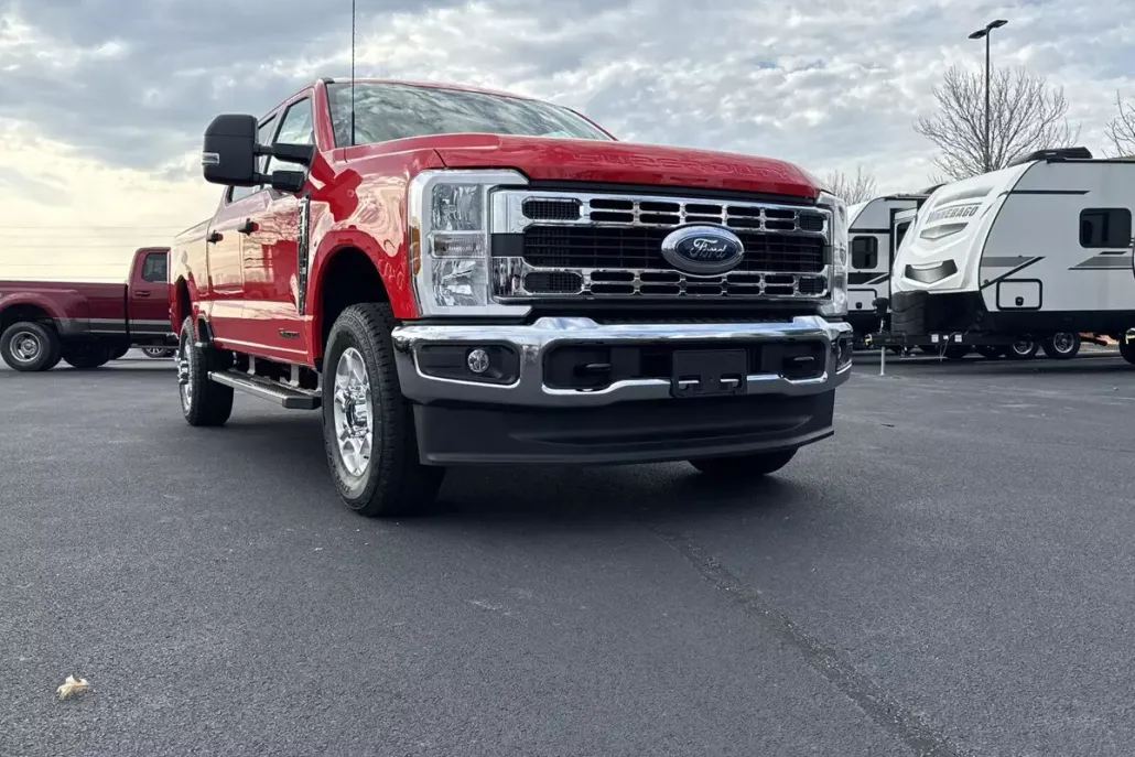 2025 Ford F-350 XLT photo 1