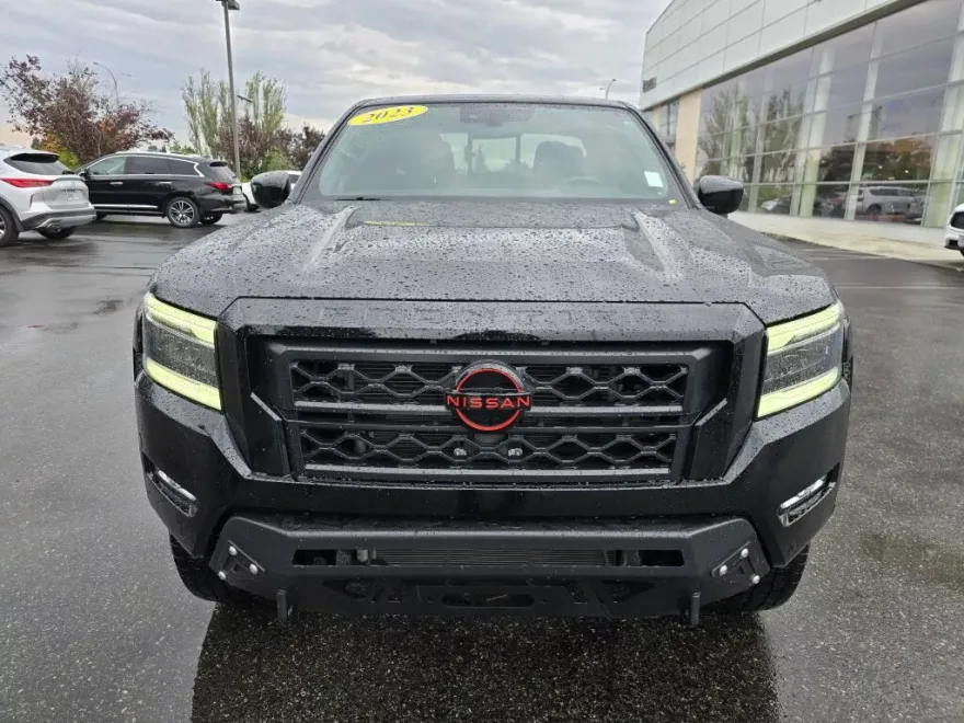 2023 Nissan Frontier PRO-4X photo 1