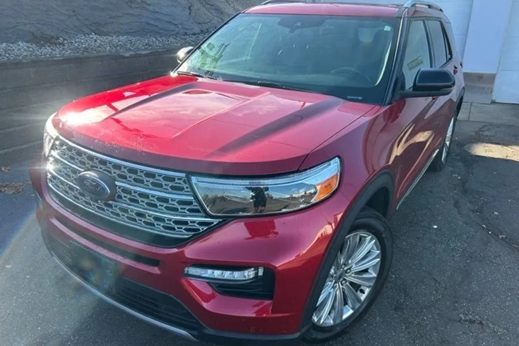 2020 Ford Explorer Limited photo 1