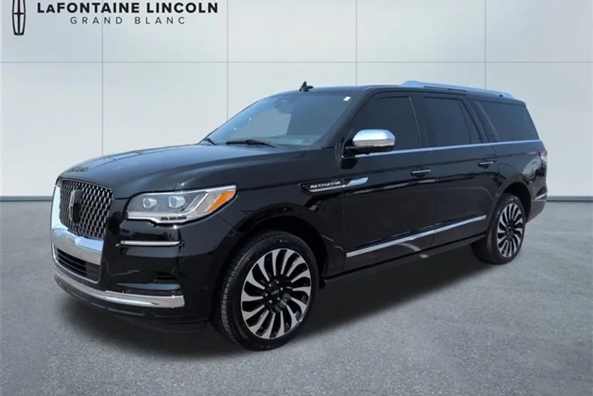 2023 Lincoln Navigator Black Label photo 1