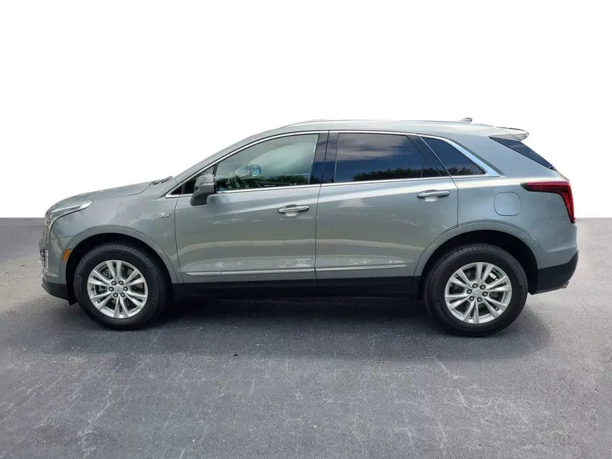 2023 Cadillac XT5 Luxury photo 1